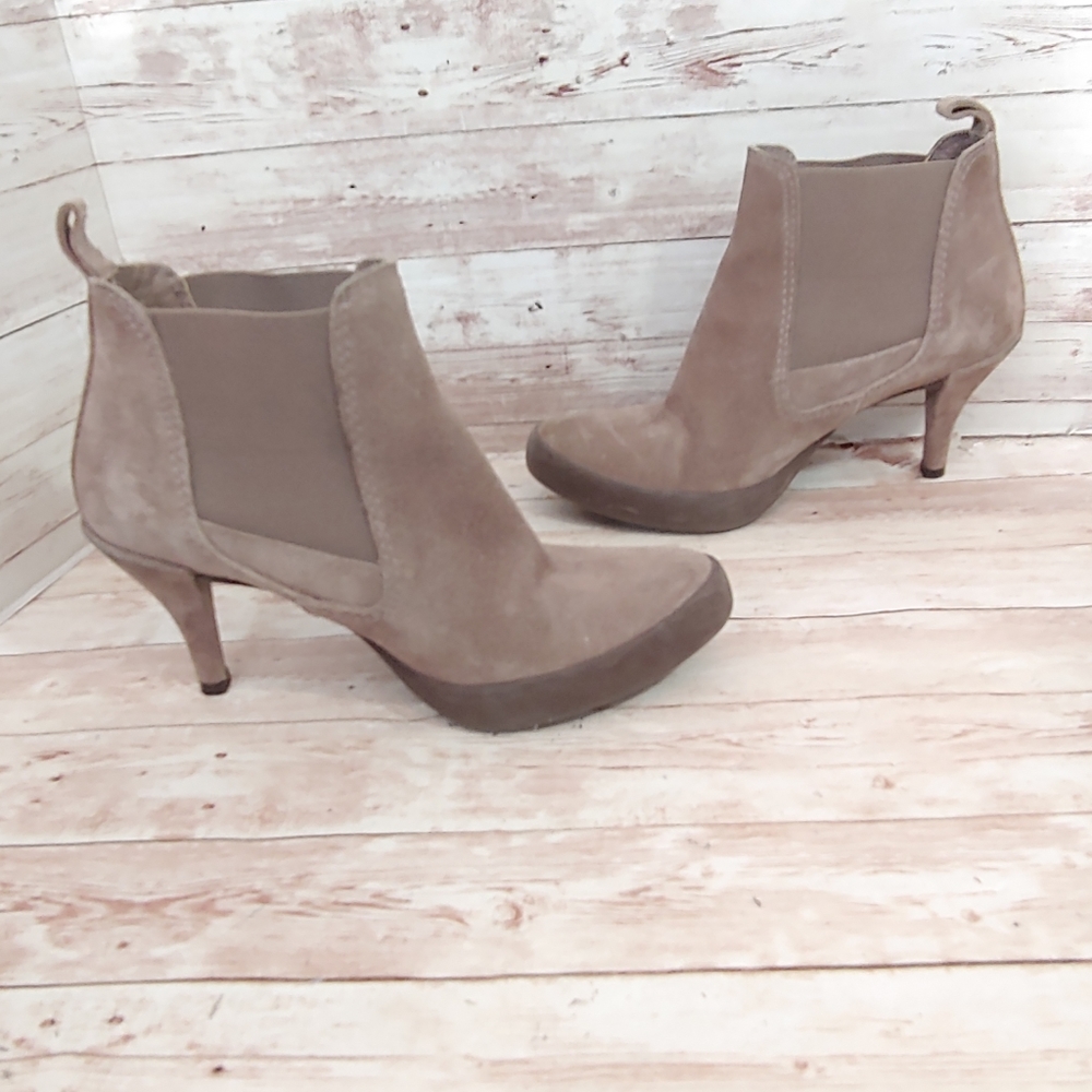 Pedro Garcia Taupe Suede Ankle Booties - Picture 9 of 16